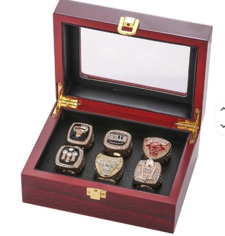 Chicago Bulls Replica Championship Ring Set in Display Box