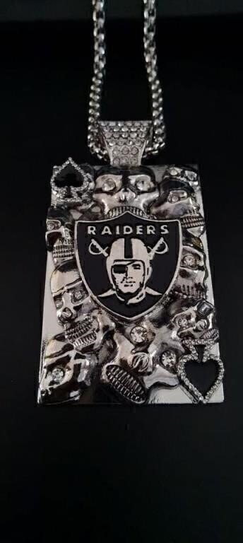 Las Vegas Raiders Skull Ace of Spades Pendant Necklace