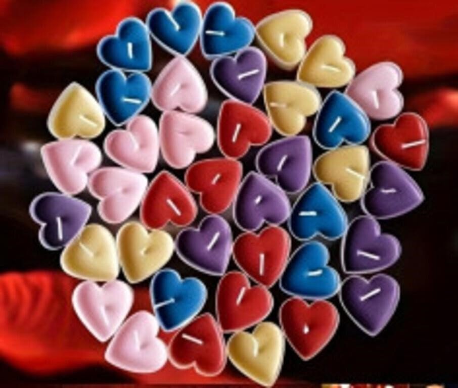 Set of 10 Candles in Five Colors Shaped Like a Heart NEW
