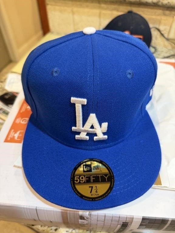 New Era 59FIFTY Fitted Cap, Royal Blue with White LA Logo, Size 7 1/4 Los Angeles Dodgers