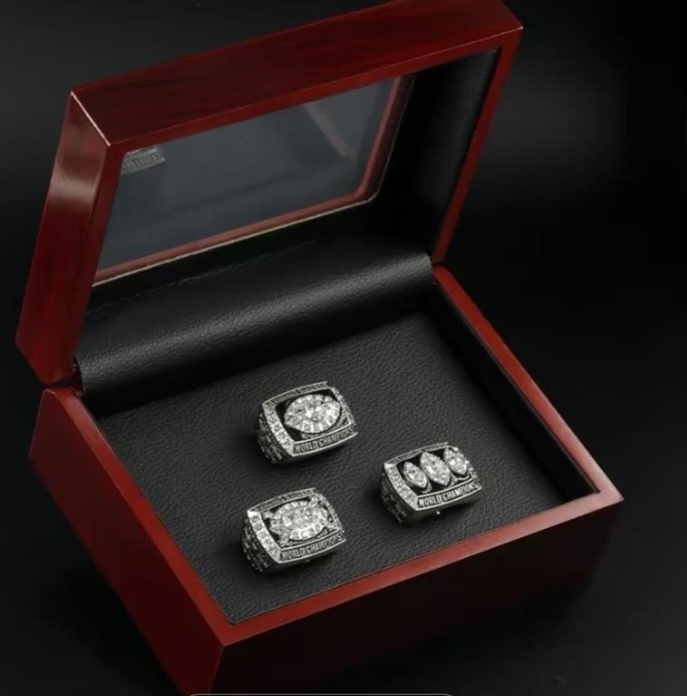 Las Vegas Raiders Replica Championship Rings in Display Case