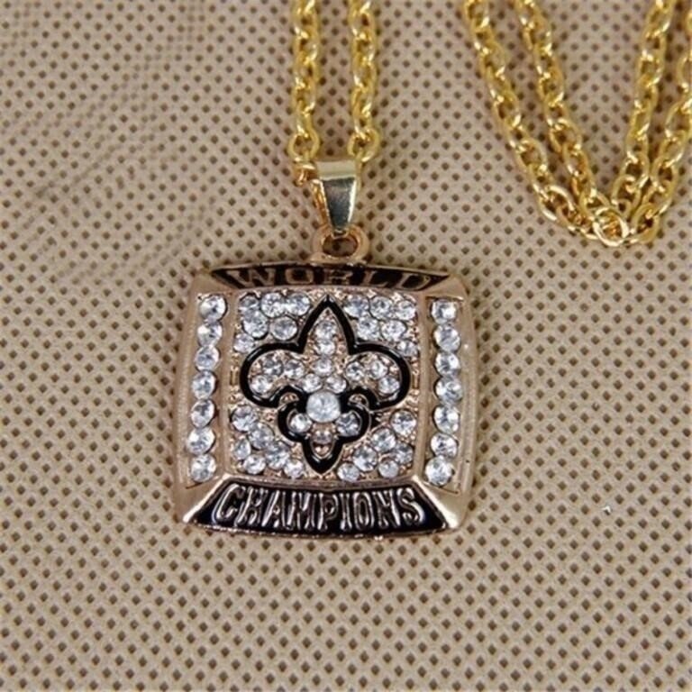 New Orleans Saints Super Bowl XLIV Champions Replica Ring Top Pendant Necklace for New…