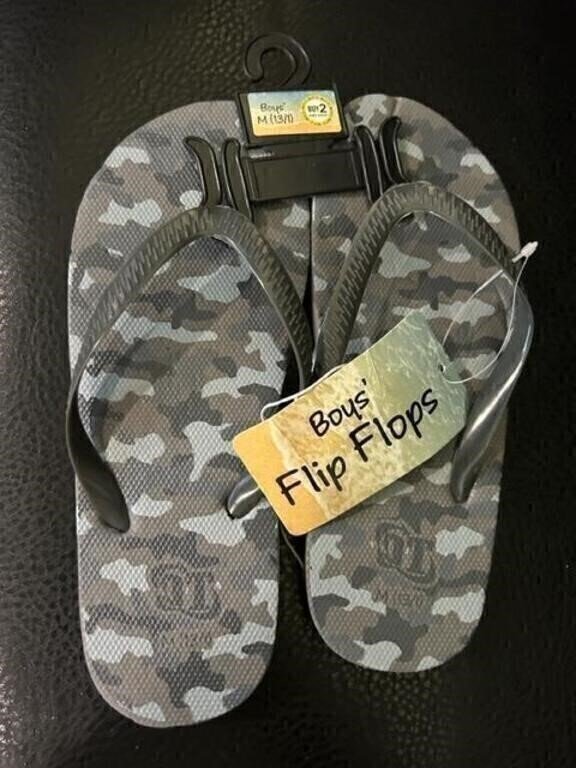 Boys' Camouflage Flip Flops, Size 13/1