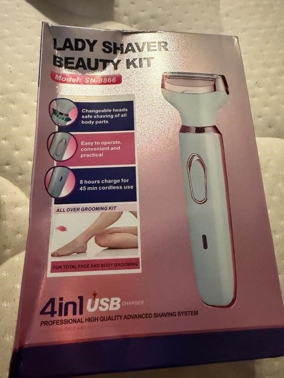 Generic Lady Shaver Beauty Kit (4-in-1 Rechargeable Women's Shaver)