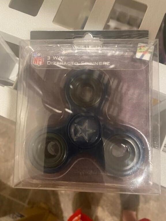 NFL Dallas Cowboys 3-Way Diztracto Spinnerz Fidget Spinner