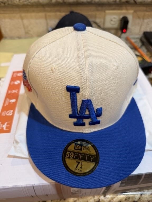 New Era 59FIFTY Los Angeles Dodgers Fitted Cap, Size 7 1/4 World Series Cap