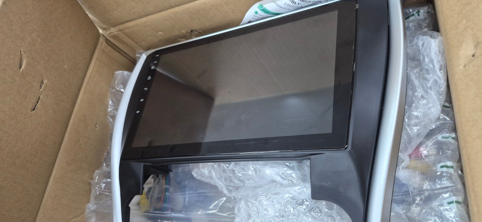 Toyota Camry 9-inch Android Touchscreen Car Stereo Head Unit and Dash Fascia Panel for…